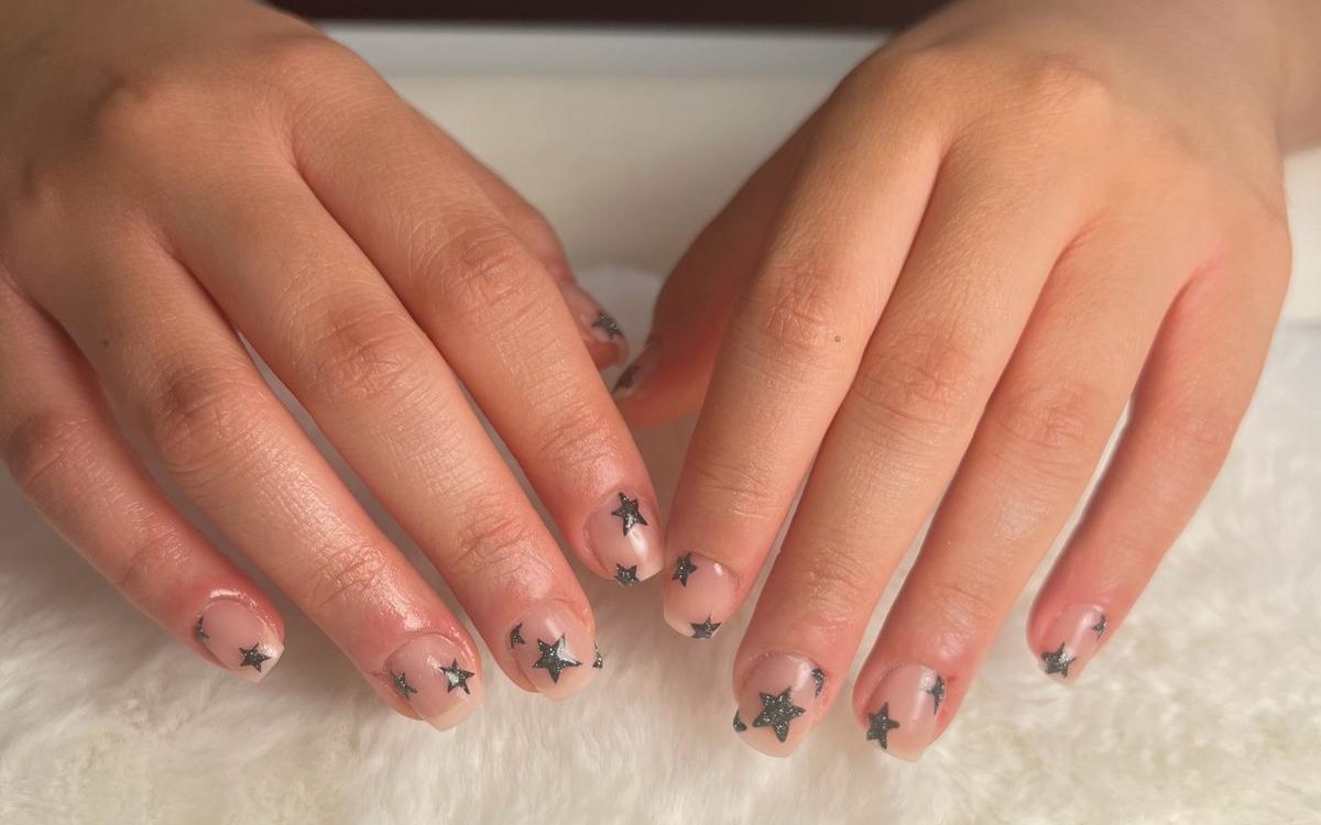 Remplissage gel sur ongles naturels